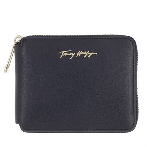 tommy hilfiger taschen sale|tommy hilfiger wallet.